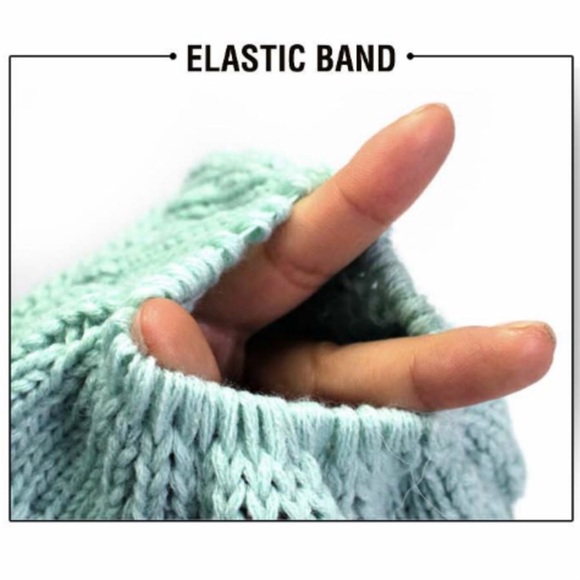 LAST ONE White Cream Beanie Messy Bun Ponytail Hat - Picture 8 of 8